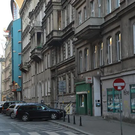 ホステル Ada Aparthouse *