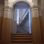 Ada Aparthouse Hostel