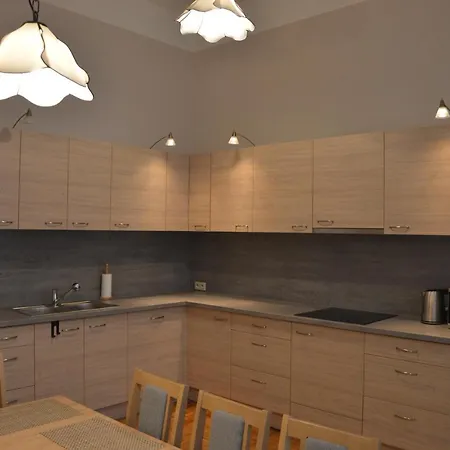 Vandrerhjem Ada Aparthouse
