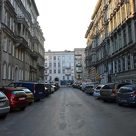 Ada Aparthouse Vandrerhjem Wrocław