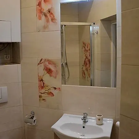 Ada Aparthouse Βρότσλαβ