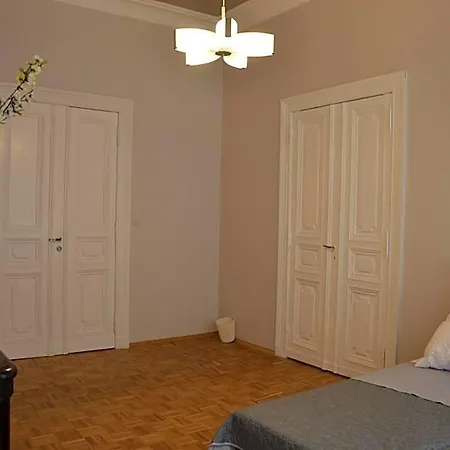 Hostel Ada Aparthouse Βρότσλαβ
